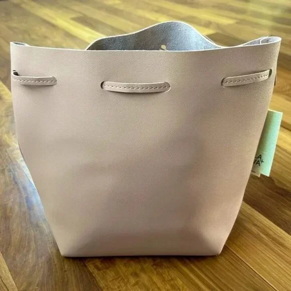 NWT Kayla + Ava | Women’s dusty rose crossbody bow tie bucket bag, vegan leather - Picture 3 of 11